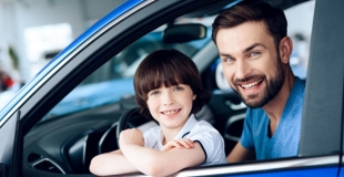 Achat de voiture : emprunter ou payer comptant ?
