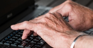 Rachat de crédit pour senior : quelles sont les particularités ?
