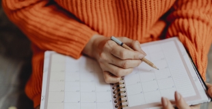 Rachat de crédit sur 10 ans (120 mois) : explication et comparateur