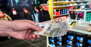 Un commerçant peut-il refuser un paiement en liquide ou chèque ?